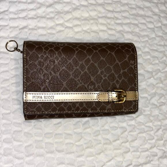 Nina Ricci Envelope Wallet - Picture 1 of 6